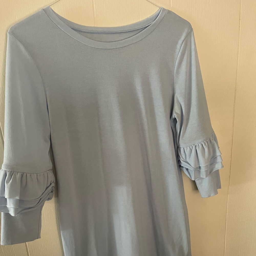 Scoop neck mid sleeve dress